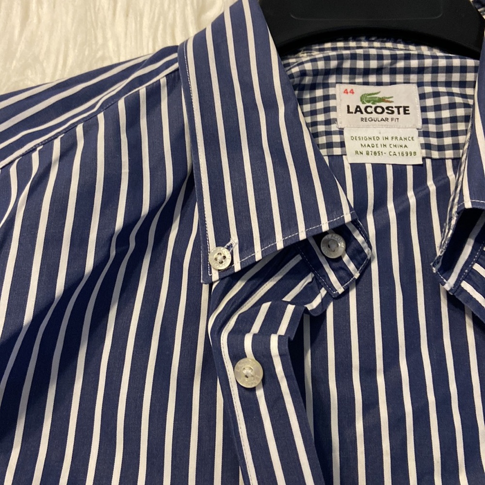 Lacoste Man Shirt size 44 never been worn bust 46” shirt long 30” - Picture 10 of 10